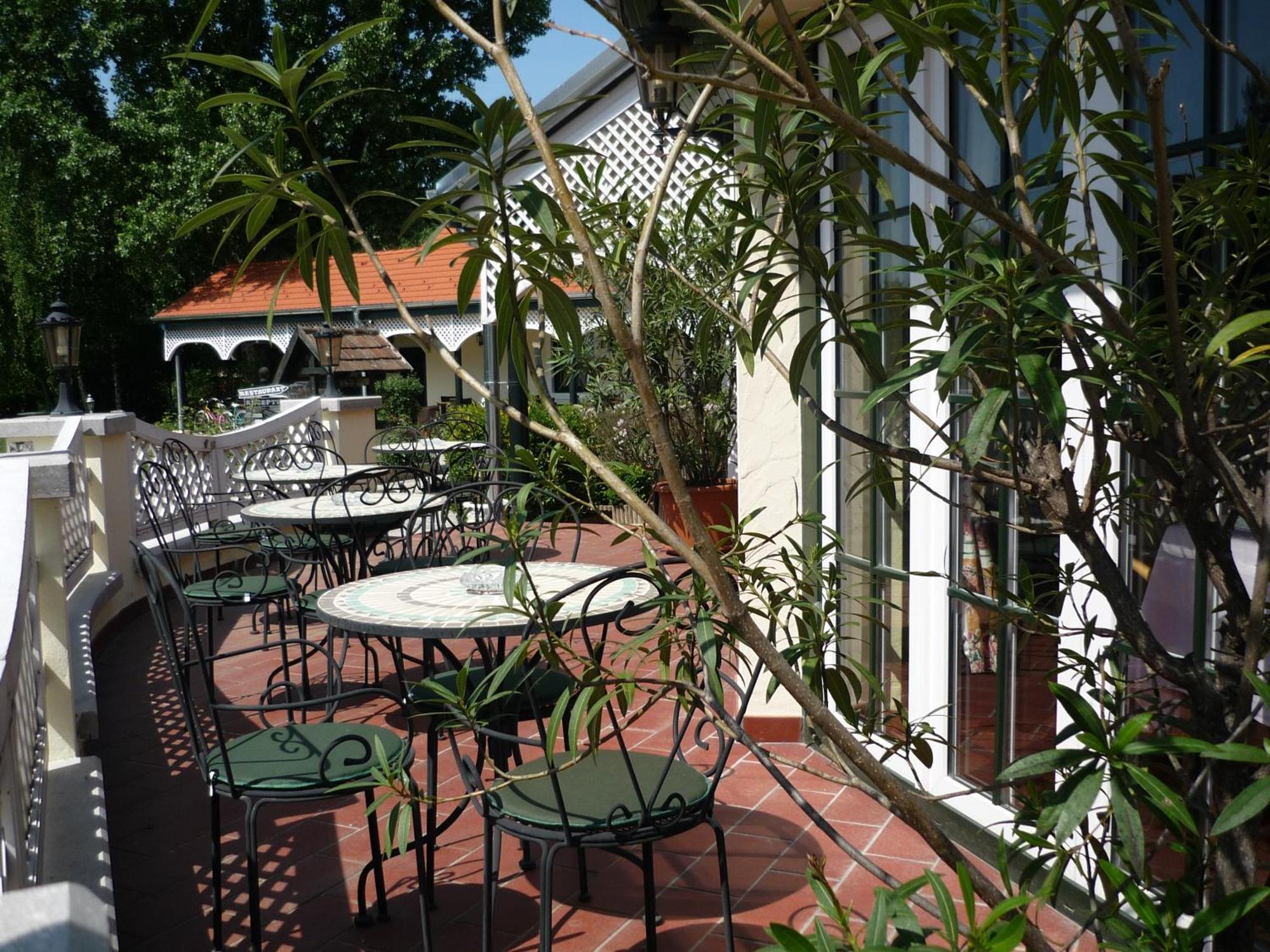 Oereg Malom Hotel Csepreg Exterior foto